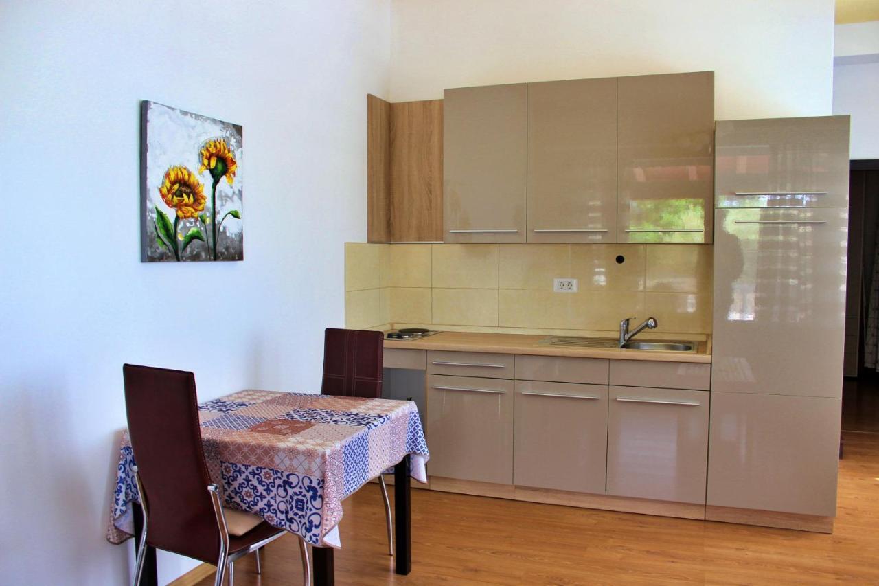 Apartments Kimm Пореч Екстер'єр фото